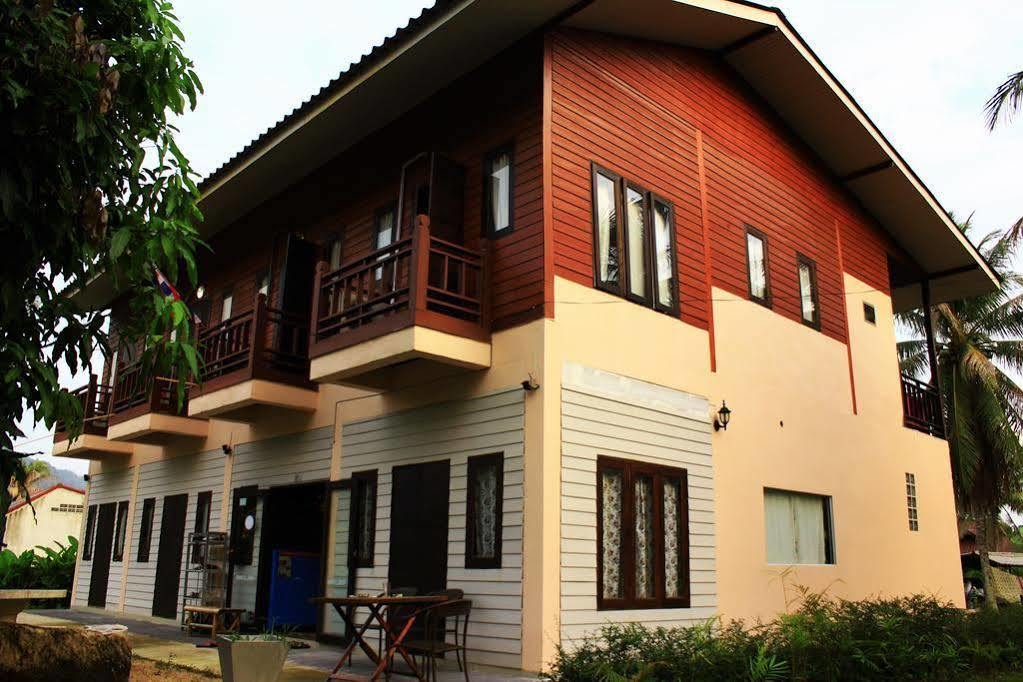 Love Station Hostel Baan Tai Exteriér fotografie